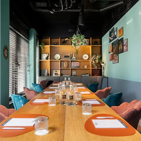 Ibis Styles Centre 3*